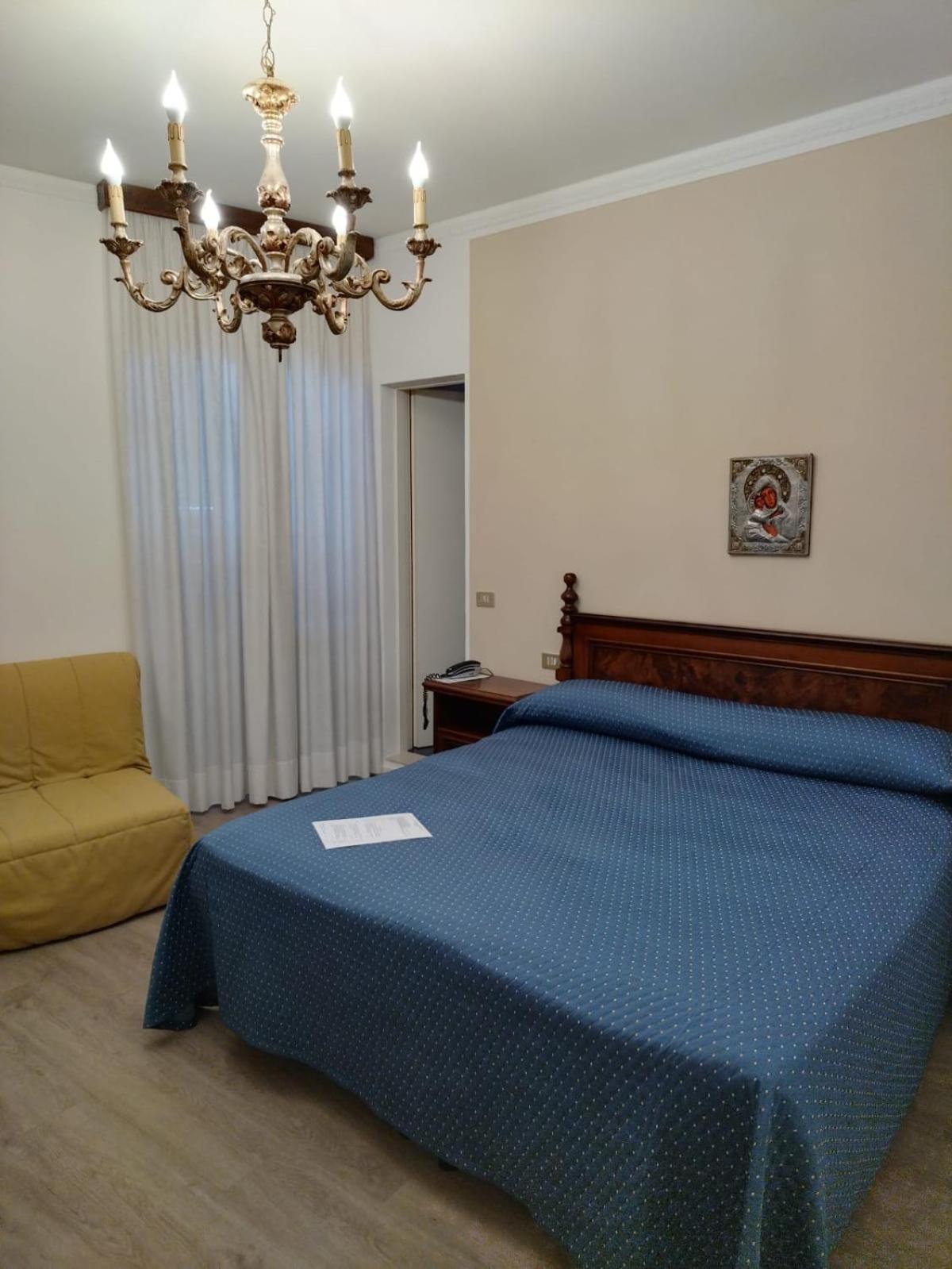 Belvedere Hotel & Villa Toscolano Maderno Buitenkant foto