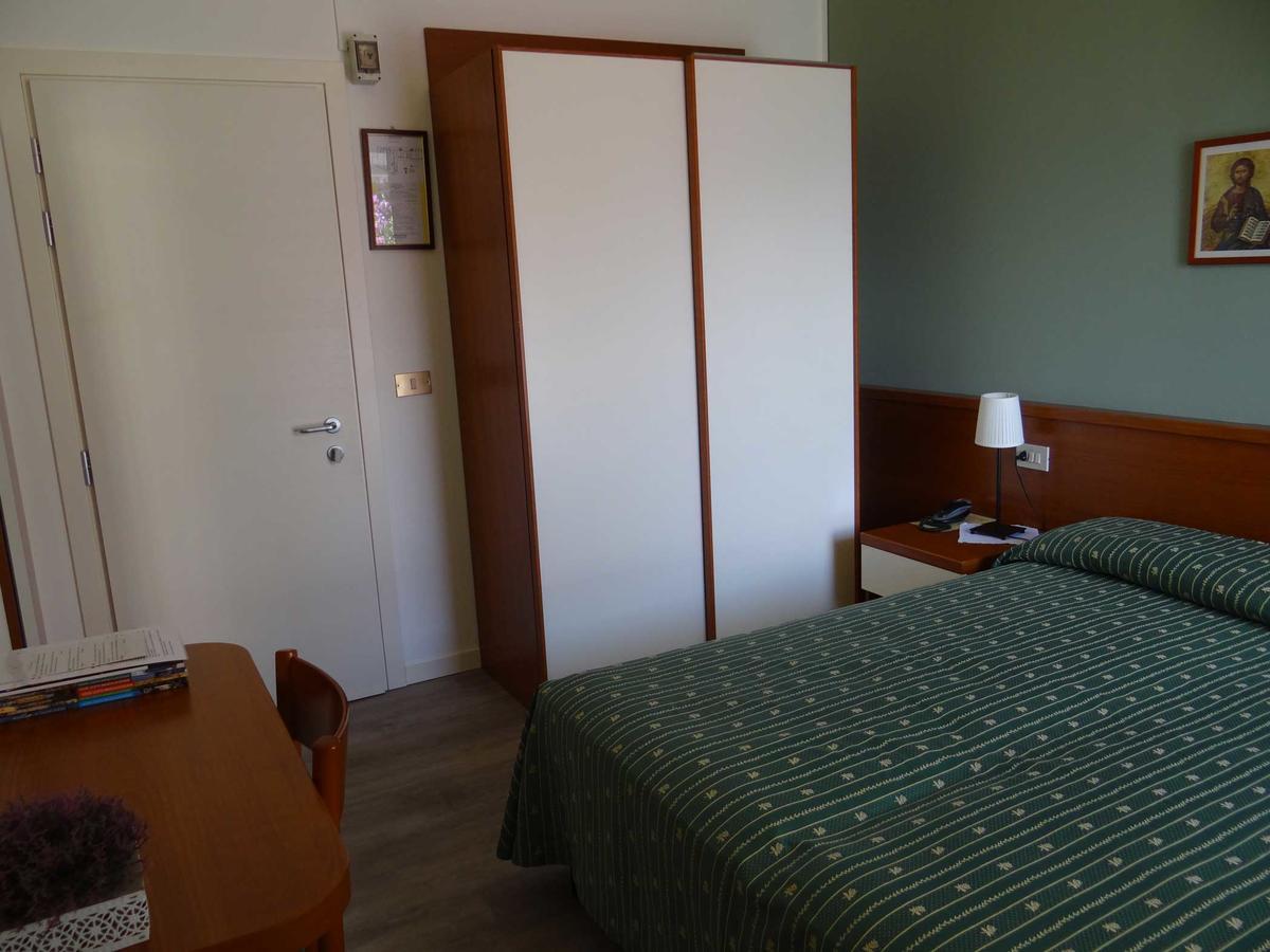 Belvedere Hotel & Villa Toscolano Maderno Buitenkant foto
