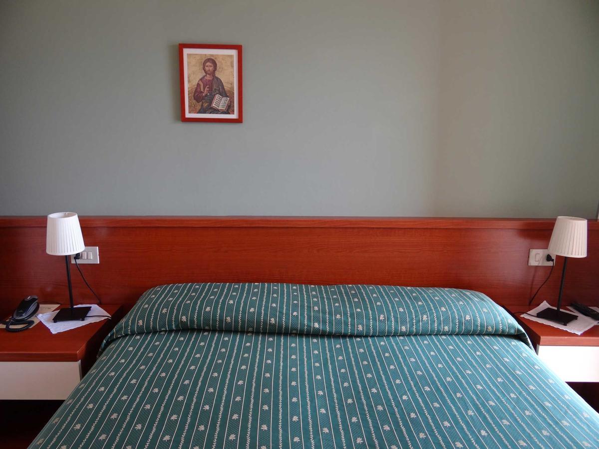 Belvedere Hotel & Villa Toscolano Maderno Buitenkant foto