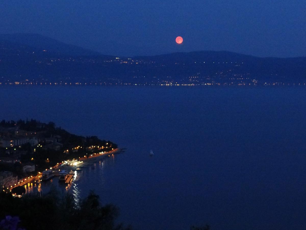Belvedere Hotel & Villa Toscolano Maderno Buitenkant foto