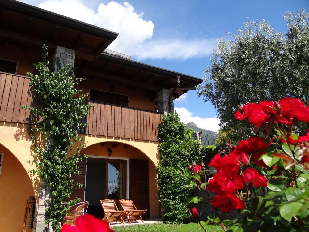 Belvedere Hotel & Villa Toscolano Maderno Buitenkant foto