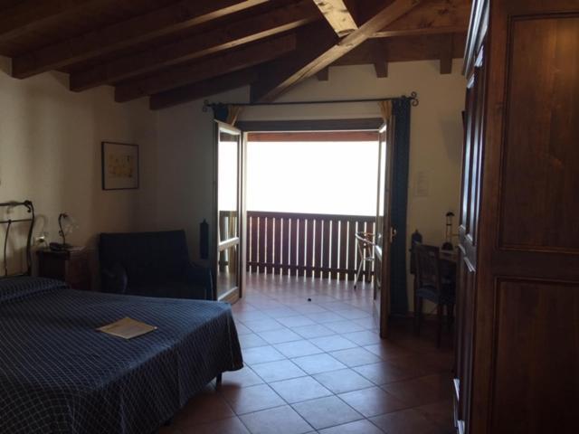 Belvedere Hotel & Villa Toscolano Maderno Buitenkant foto