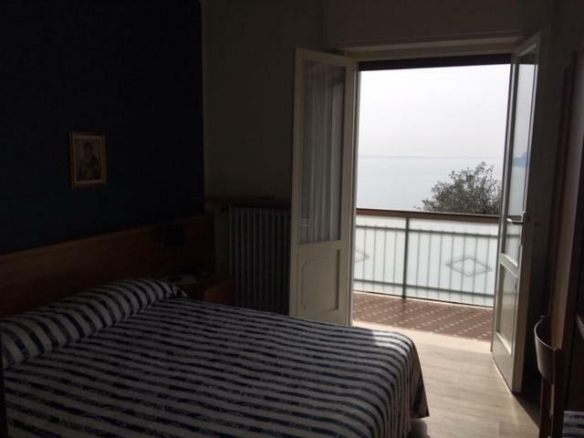 Belvedere Hotel & Villa Toscolano Maderno Buitenkant foto