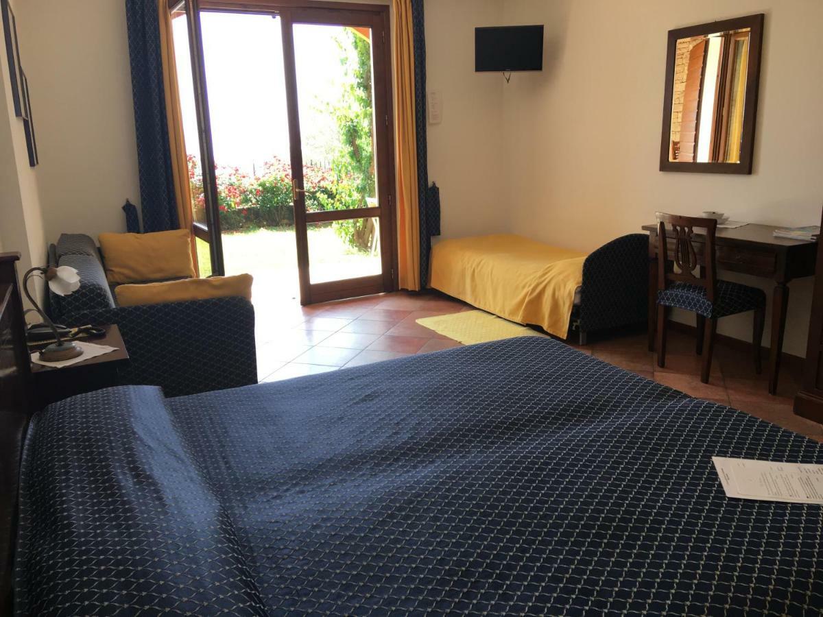 Belvedere Hotel & Villa Toscolano Maderno Buitenkant foto